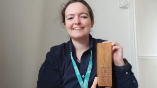 Eleesha with her award
